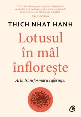 Lotusul în mâl înflorește
