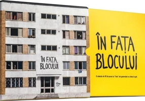 În fața blocului
