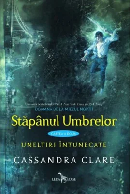 Stăpânul umbrelor (Vol. 2)