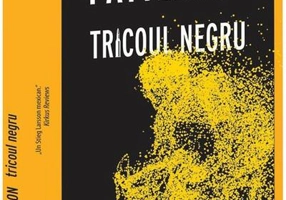 Tricoul negru