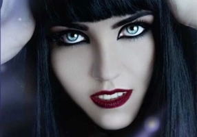 Vrajitoare la ananghie - Brittany Geragotelis