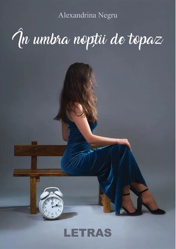 În umbra nopții de topaz