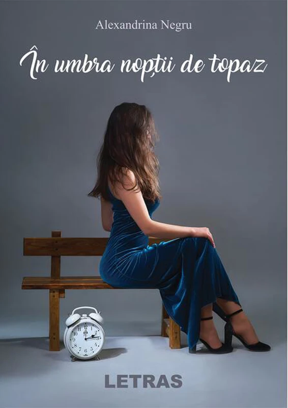 În umbra nopții de topaz