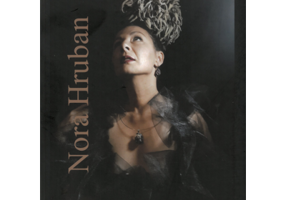 Multiversuri intr-un vers - Nora Hruban