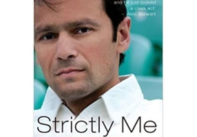 Strictly Me. My Life Under the Spotlight - Mark Ramprakash