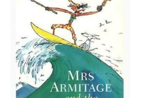 Mrs. Armitage and the Big Wave - Quentin Blake