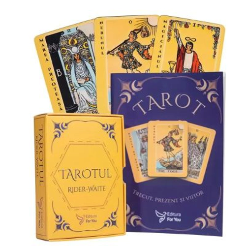 Set Tarot. Trecut, prezent si viitor