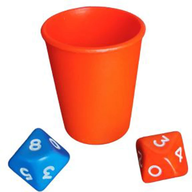 Set zaruri speciale pentru ales numerele de jucat la LOTO si cupa pentru zaruri