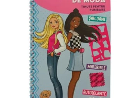 Barbie. Micuta creatoare de moda. Tinute pentru plimbare