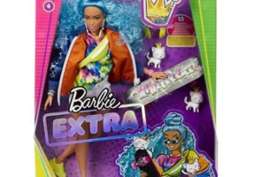 Papusa Extra Style cu Par albastru carliontat, Barbie