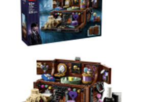 LEGO Wednesday. Apartamentul lui Mana 76785, 828 piese