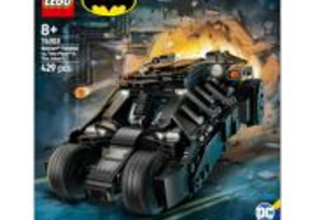LEGO DC Super Heroes. Batman Tumbler vs. Two-Face si Joker 76303, 429 piese