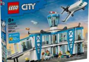LEGO City. Aeroport cu avion 60502, 887 piese