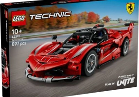 LEGO Technic. Ferrari FXX K 42212, 897 piese