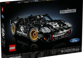 LEGO Technic. Masina de curse 1966 Ford GT40 MKII 42223, 793 piese