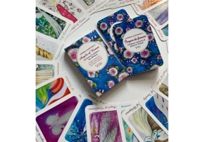 Ingeri de femeie. Set ghid + carti-oracol bilingve - Andreia Martinescu