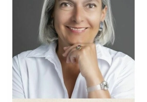 Povesti auzite in casa si alte amintiri despre familiile Stirbey, Bibescu si Costinescu. Ileana Kripp Costinescu in dialog cu Catalin Strat