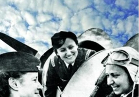 Aviatoarele României. Din înaltul cerului în beciurile Securităţii