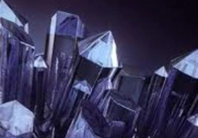 Cristalul si puterile sale