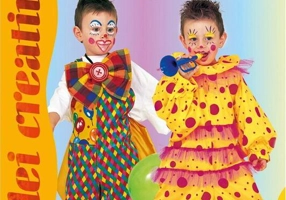 Costumaţii de bal mascat. Idei creative 35