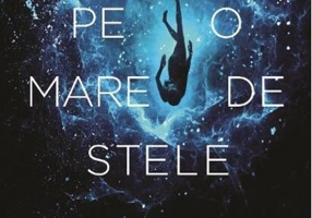 Călători pe o mare de stele